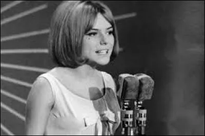 Avec quelle chanson France Gall a-t-elle remporté l'Eurovision en 1965 ?