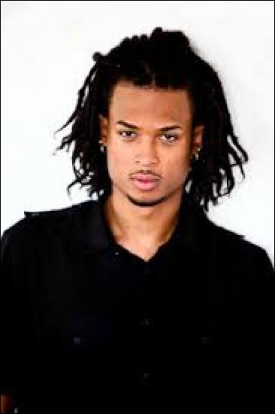 Qui est ce chanteur ?