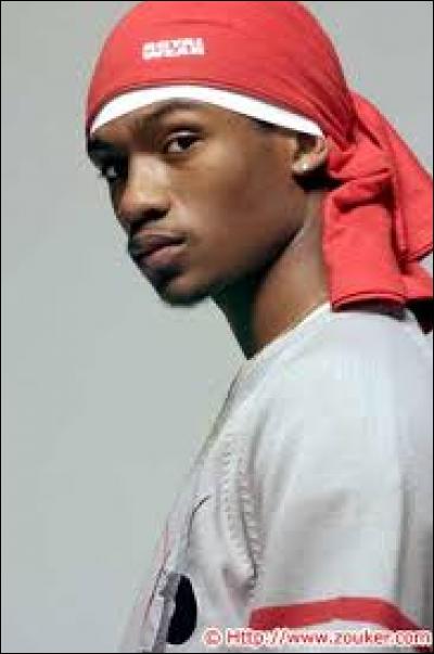 Qui est ce chanteur ?