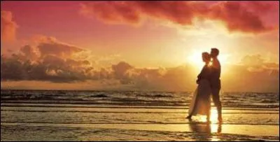 Quelle chanteuse scande dans un de ses titres : "Ma folie, mon envie Ma lubie, mon idylle" ?