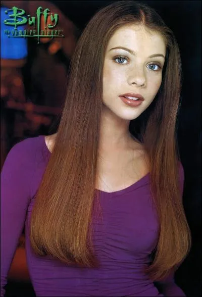 Dawn porte un tatouage représentant une clé.