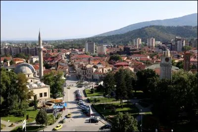 Dans quel pays se trouve Bitola ?