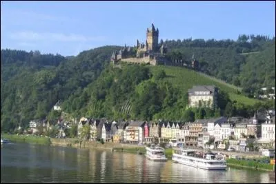 Dans quel pays se trouve Cochem ?