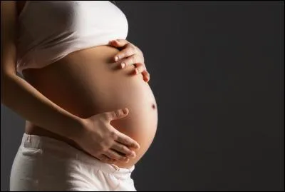 Soi-disant qu'elle l'a fait toute seule, mais j'ai un doute, et vous ?