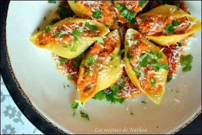 Quelles sont ces pâtes italiennes délicieuses, qui sont souvent farcies (de viande, escargot) ?