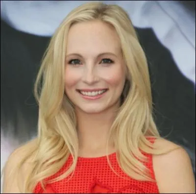 Qu'est-ce qui arrive à Caroline Forbes dans la saison 7 ?