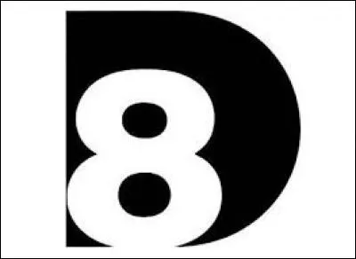 En quelle année la chaîne Direct 8 est-elle devenue D8 ?