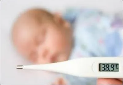 Mon p'tit chou s'est réveillé avec le corps brûlant et je me rappelle que pendant sa dernière visite, il n'a pas été vacciné. 
Quel spécialiste dois-je consulter ?