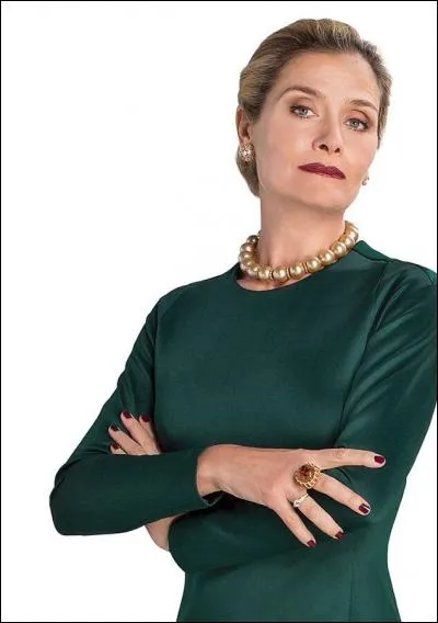 Qui est Mme Benson pour Ámbar (Ambre) ?