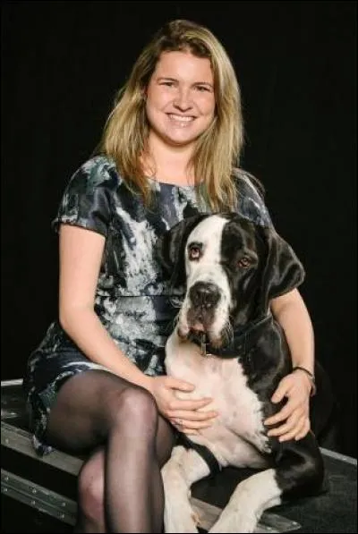 Comment s'appelle le chien qui a gagné le concours Wouf ?