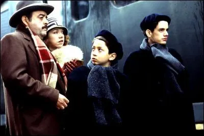 A quel auteur doit-on le roman "Vipère au poing", publié en 1948 ?