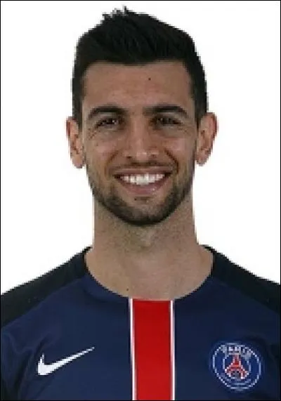 Quel est le nom de ce joueur de foot ?