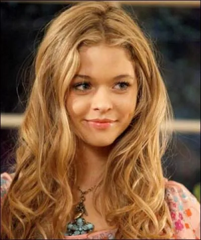 Quel est le vrai nom d'Alison ?