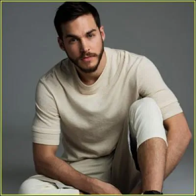 Quelle est la couleur préférée de Chris Wood ?