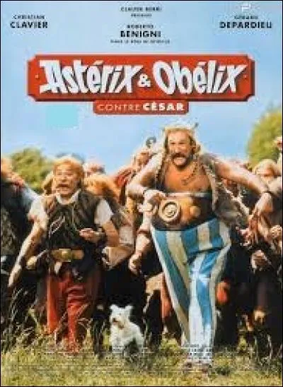 Quel est le nom de l'acteur (effacé sur cette affiche) jouant le rôle de Tullius Detritus dans le film « Astérix et Obélix contre César » ?
