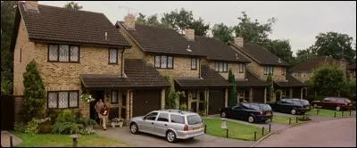 Quel est le nom de la rue où habitent les Dursley ?