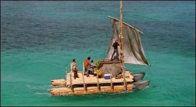 Qui disparaît sur le radeau après l'attaque des autres ?