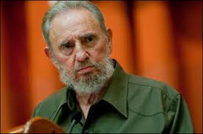 À combien de tentatives, d'assassinats, Fidel Castro échappa-t-il ?
