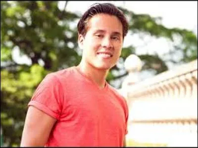 Quel est l'objectif professionnel de Jon Ali ?