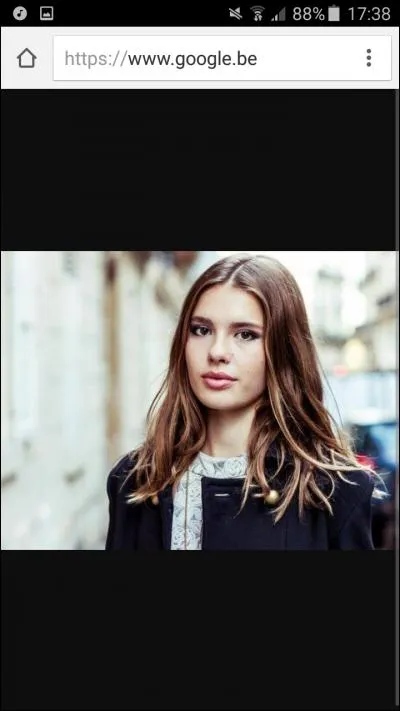 Quelle est la profession de Zoé ?