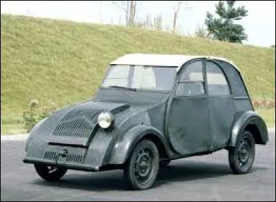 En quelle année la 2CV est-elle sortie ?