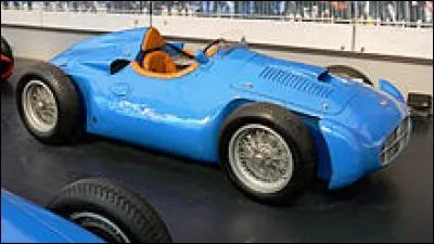 Quelle est cette voiture française ?