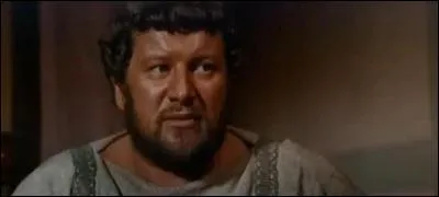 Comment se nomme le propriétaire de l'école de gladiateurs de Capoue incarné par Peter Ustinov ?