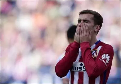 En 2015, quelle distinction Antoine Griezmann reçoit-il ?