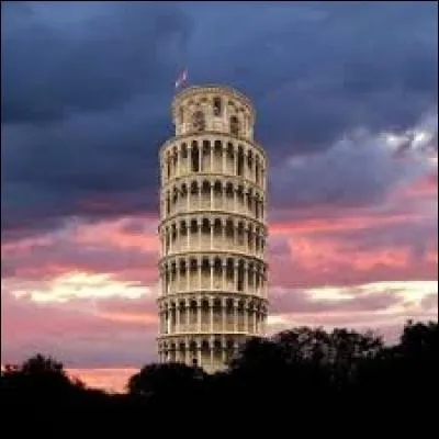 Laquelle de ces architectures est construite en acier ?