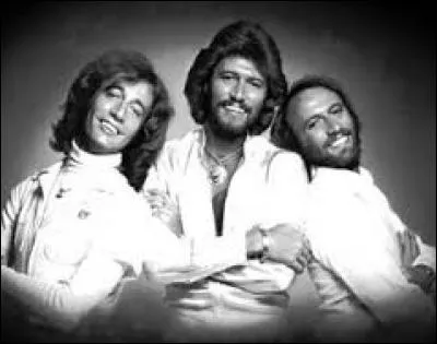 Chanson 7 : C'est ''Massachusetts'' des Bee Gees. Quelle est la capitale de cet État ?