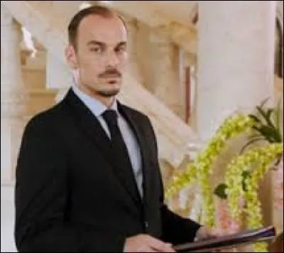 Qui est le personnel le plus dévoué de cette dernière ?