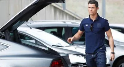 Dans quelle ville fut-il élevé ?