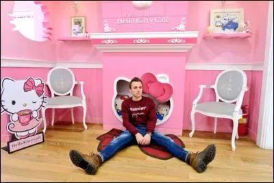 Comment son frère se nomme-t-il ?