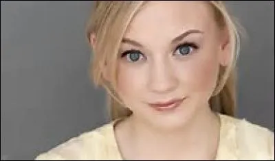 Emily Kinney est née le...