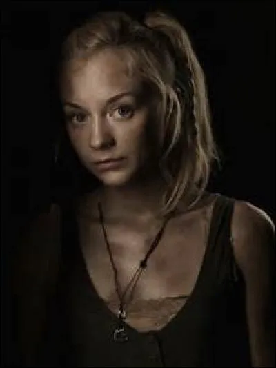 Où est née Emily Kinney ?