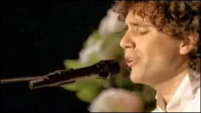 A quoi pense souvent Mika quand il est sur scène ?