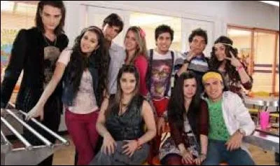 "Chica Vampiro" est une série :