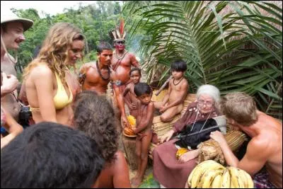 Les voilà perdus dans la forêt amazonienne lorsqu'ils tombèrent nez à nez avec ...