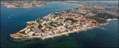 Quelle est cette station du Midi, une des plus importantes de France par la fréquentation, sur les rives de l'étang de Thau ?