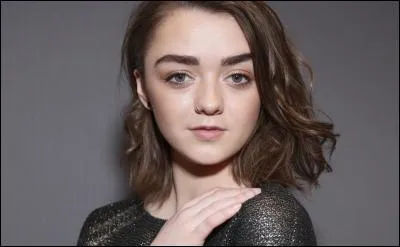 Comment s'appelle cette fille ?