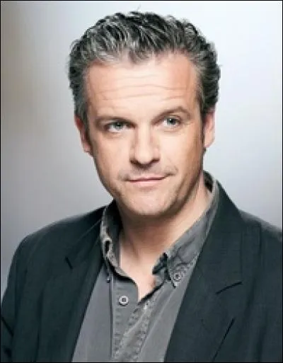 Qui joue Baptiste Mondino ?