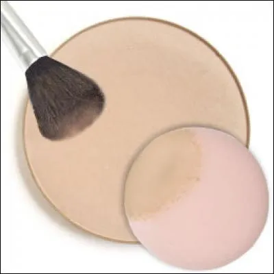 Tu _____ ton fond de teint puis ta poudre.