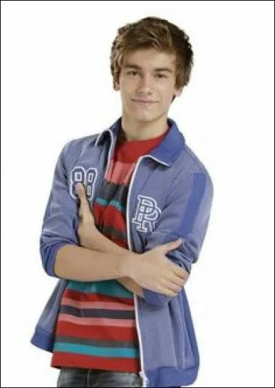 Gastón est amoureux de :