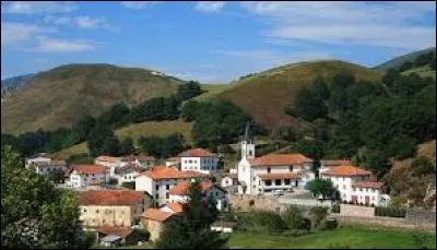 Commune de l'arrondissement de Bayonne, dans la vall&eacute;e des Aldudes, Urepel se situe dans le d&eacute;partement ...