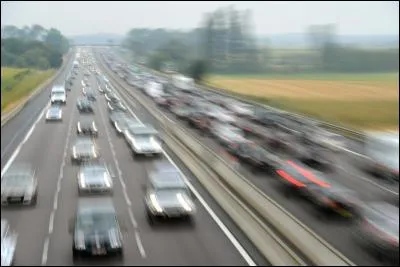 En circulation sur autoroute, pour évaluer rapidement ma distance de sécurité :
