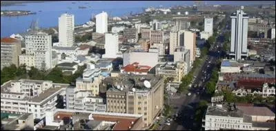 Cette grande ville d'Afrique australe a été fondée par les Portugais sous le nom de Lourenço Marques. Quel est son nom aujourd'hui ?