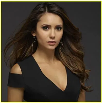 Elena est le sosie de :