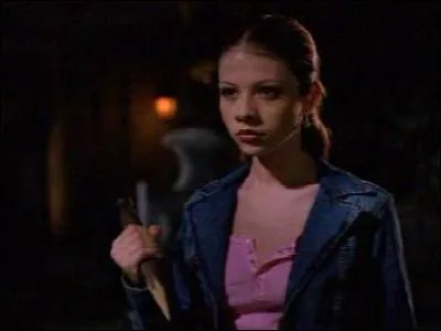 Pourquoi Dawn renvoie-t-elle Buffy de chez elles dans la saison 7 ?