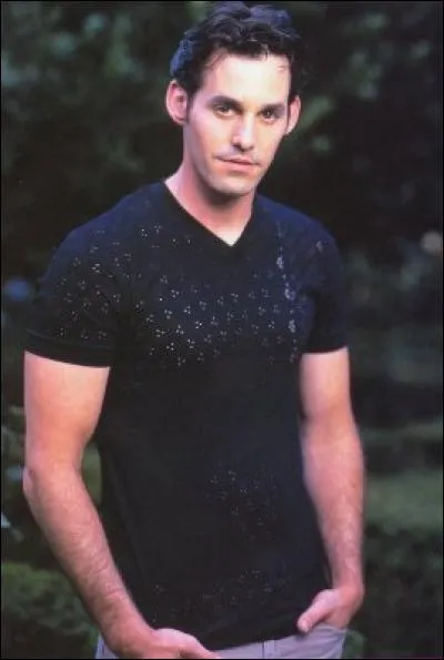 Qui est amoureuse d'Alex dans la saison 1 ?