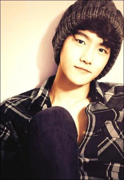 Quel est le pr&eacute;nom de ce chanteur ?